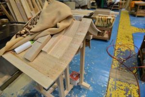 稲荷宮の銅板下地の屋根