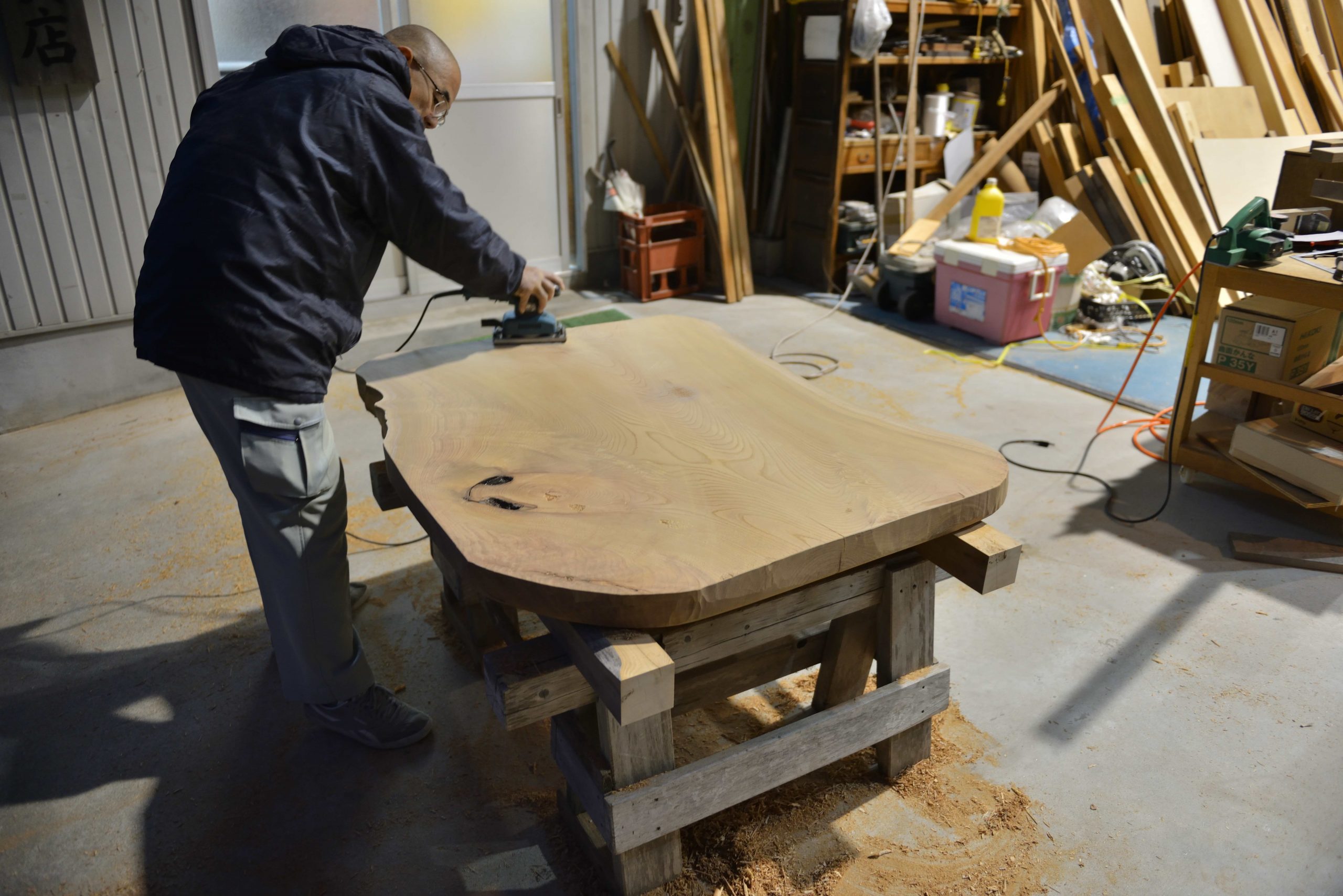 欅のテーブル製作
