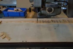 稲荷宮尺の屋根の板金