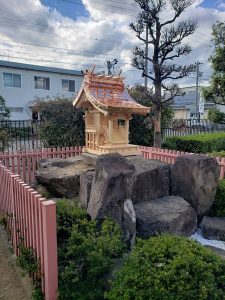 稲荷宮尺の設置