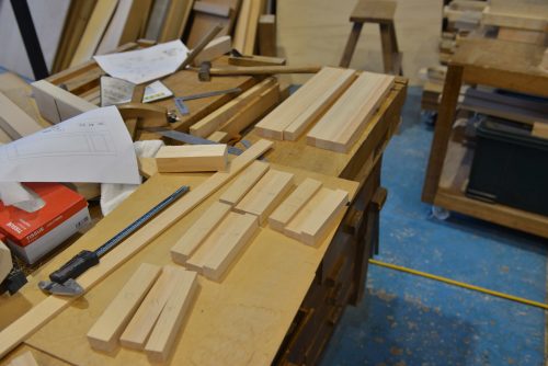 ２尺型御霊舎ガラス建具製作